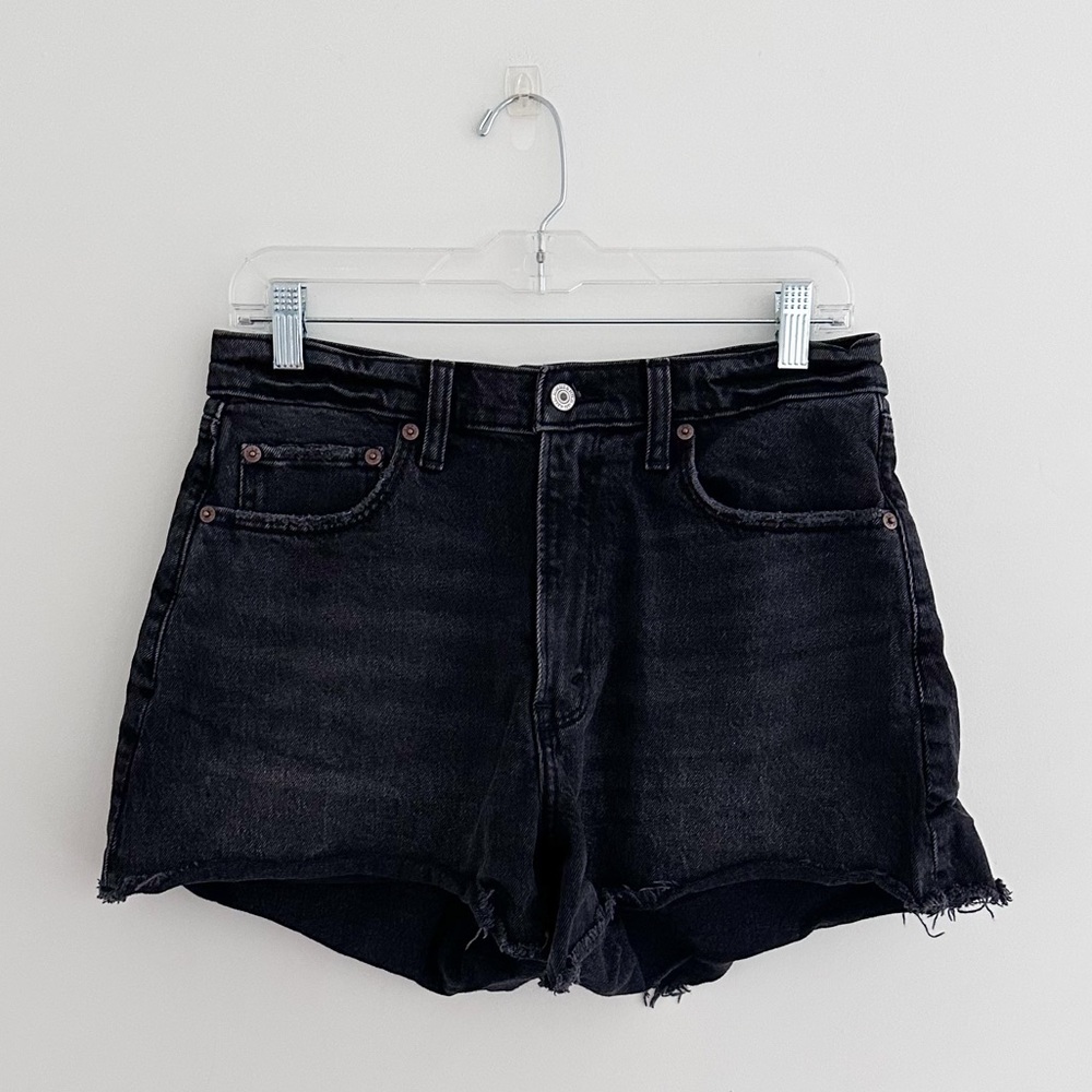 Abercrombie & Fitch 90s High Rise Cutoff Denim Shorts Black Curve Love Size 30 - Picture 2 of 7